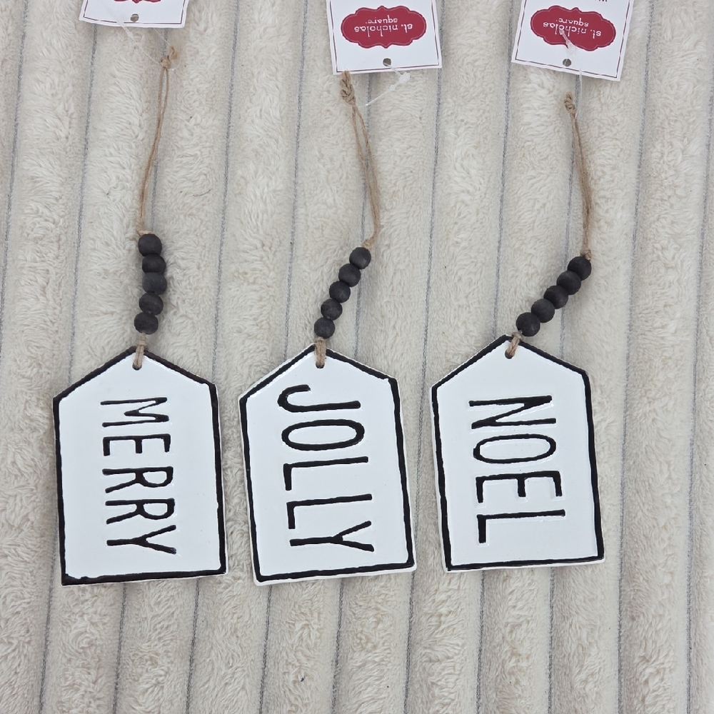 Kohl's White and Black 'MERRY JOLLY NOEL' Tag Ornament Set nwt